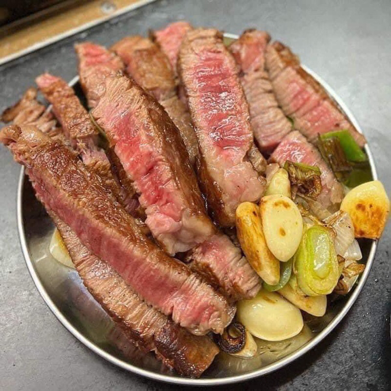 Lõi vai bò tuyết Aukobe (Snow Beef) - Top Blade-duoc-ban-tai-Hải Sản Phương Châu