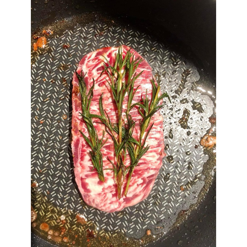 Thăn ngoại bò Hokubee Striploin-duoc-ban-tai-Hải Sản Phương Châu