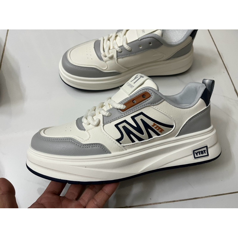 Giày thời trang thể thao Nam T13-duoc-ban-tai-Shop giày Ốc - Ốc Gia Hân quán