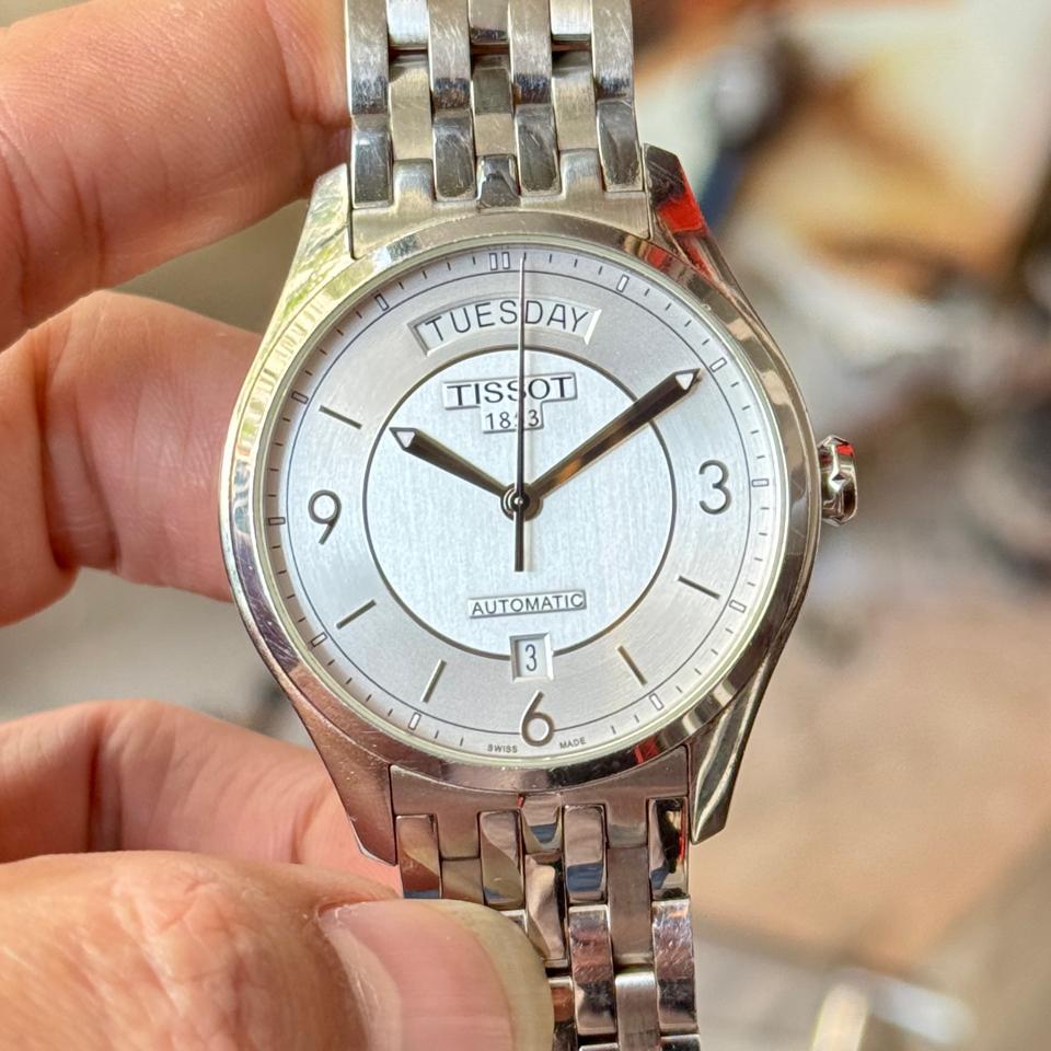 Tissot day date automatic-duoc-ban-tai-Thelegends.vn (Master of Time) - Luxury Watch