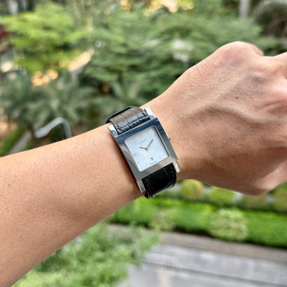 Gucci tank -duoc-ban-tai-Thelegends.vn (Master of Time) - Luxury Watch