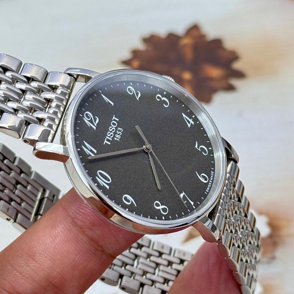 Tissot black -duoc-ban-tai-Thelegends.vn (Master of Time) - Luxury Watch