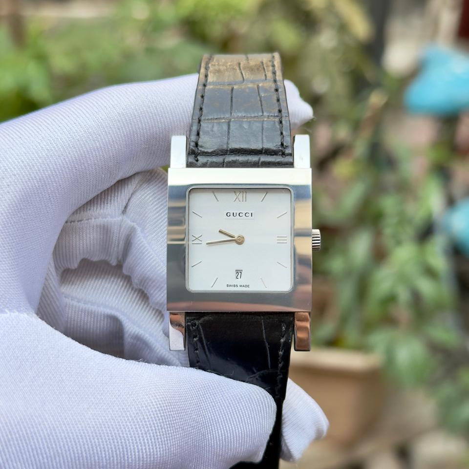 Gucci tank -duoc-ban-tai-Thelegends.vn (Master of Time) - Luxury Watch