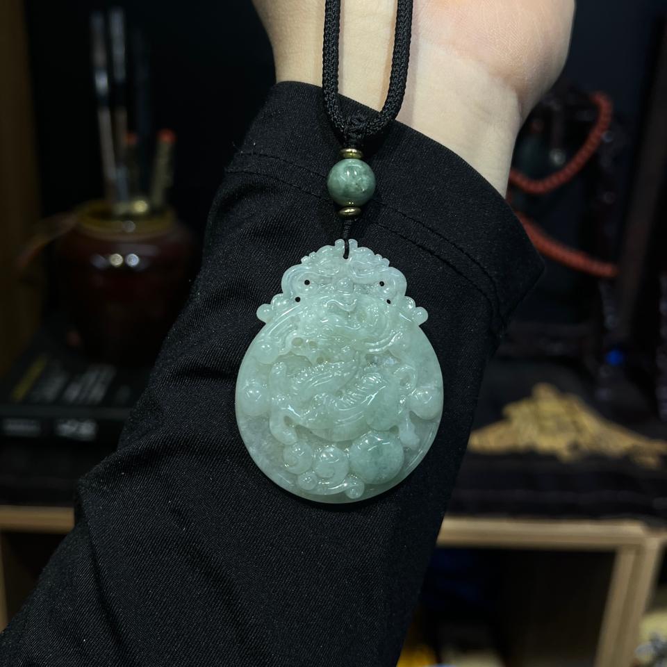 Ngọc phỉ thuý kỳ lân [jadeite A myanmar] 🔺 53,2*42,2*6,2mm-duoc-ban-tai-CHANGTU