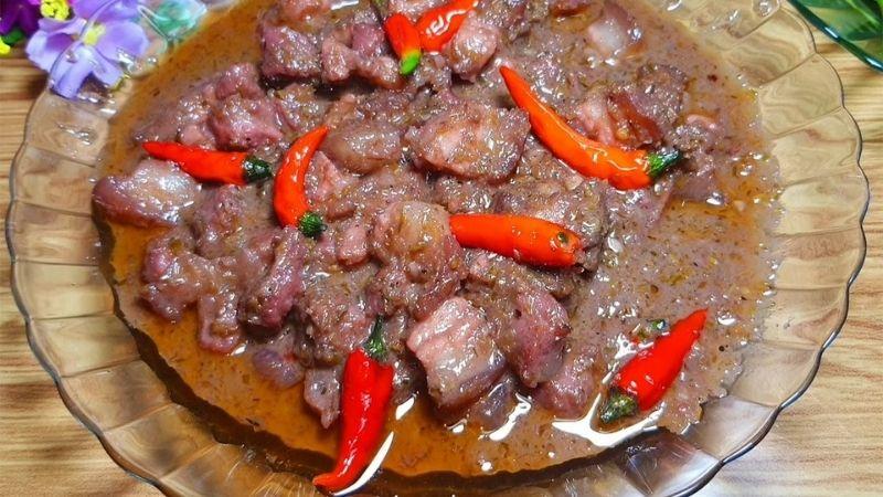1.Ba rọi mắm ruốc-duoc-ban-tai-Bếp Cô Thảo (Thao Pham fb)