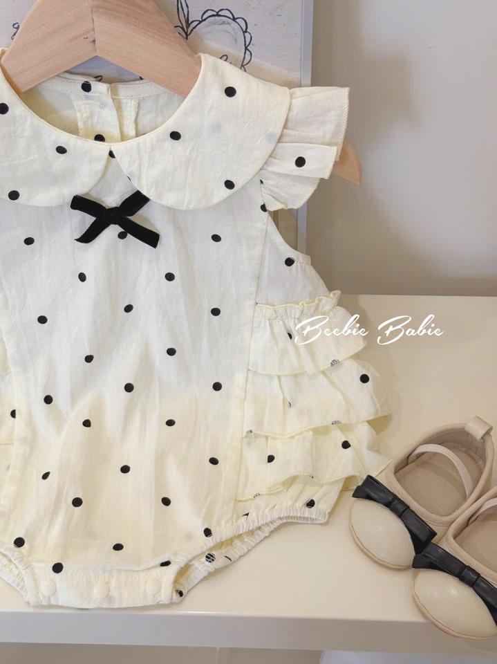 Suit chấm bi kem nơ đen-duoc-ban-tai-Beebie Babie