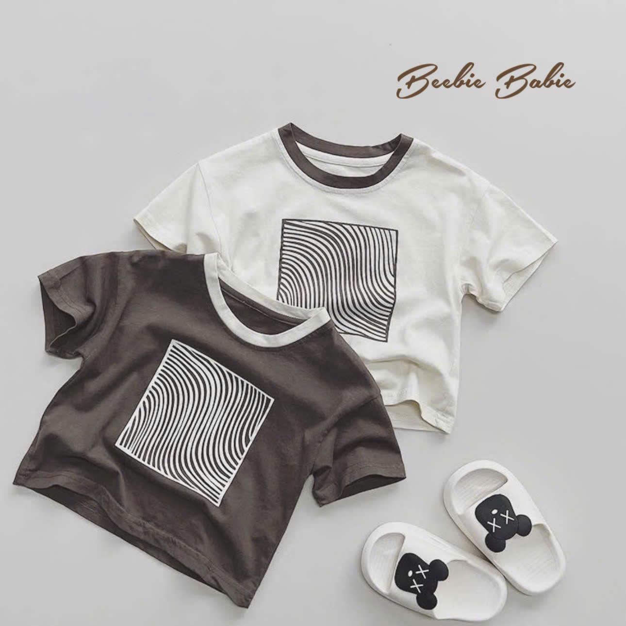 Áo phông cộc tay ô vuông ở ngực-duoc-ban-tai-Beebie Babie