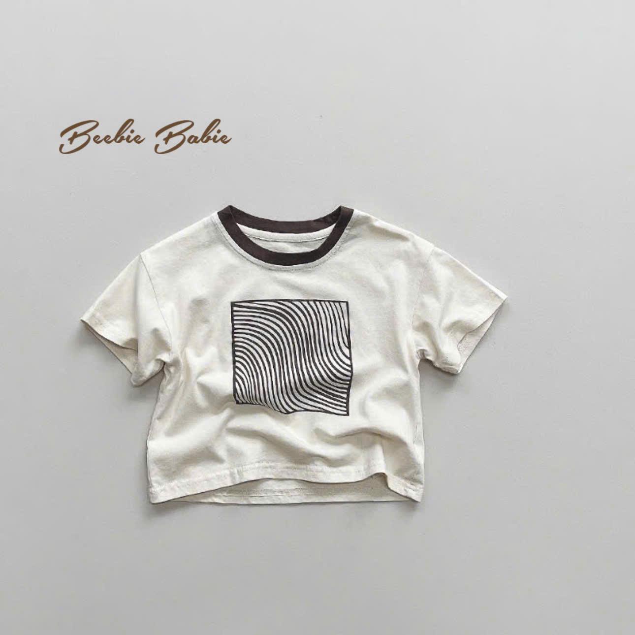Áo phông cộc tay ô vuông ở ngực-duoc-ban-tai-Beebie Babie
