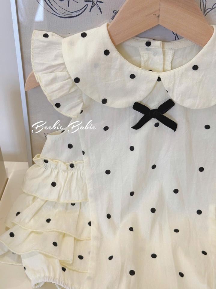 Suit chấm bi kem nơ đen-duoc-ban-tai-Beebie Babie