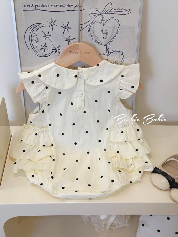 Suit chấm bi kem nơ đen-duoc-ban-tai-Beebie Babie