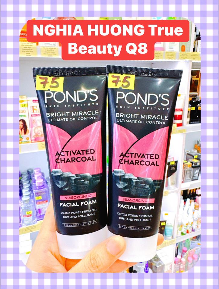 Sữa rửa mặt Pond’s Sáng Mịn Sạch Sâu Than Hoạt Tính Detox Da-duoc-ban-tai-NGHIA HUONG True Beauty