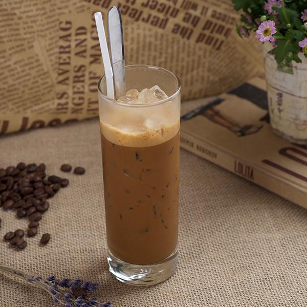 Cà phê sữa đá-duoc-ban-tai-NHÂN VIP COFFEE