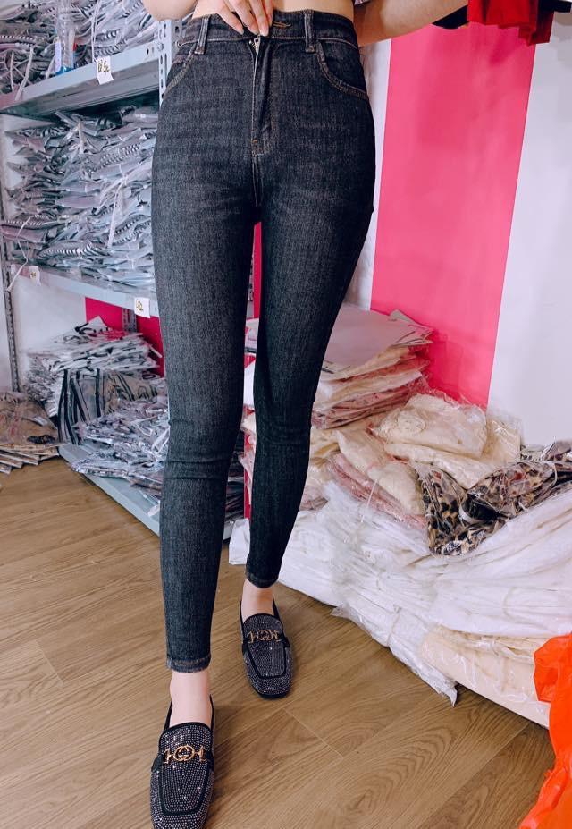 Quần Jean Nữ Vải Xước Màu Đen Lưng Cao Có Bigsize-duoc-ban-tai-Hana Trâm Shop