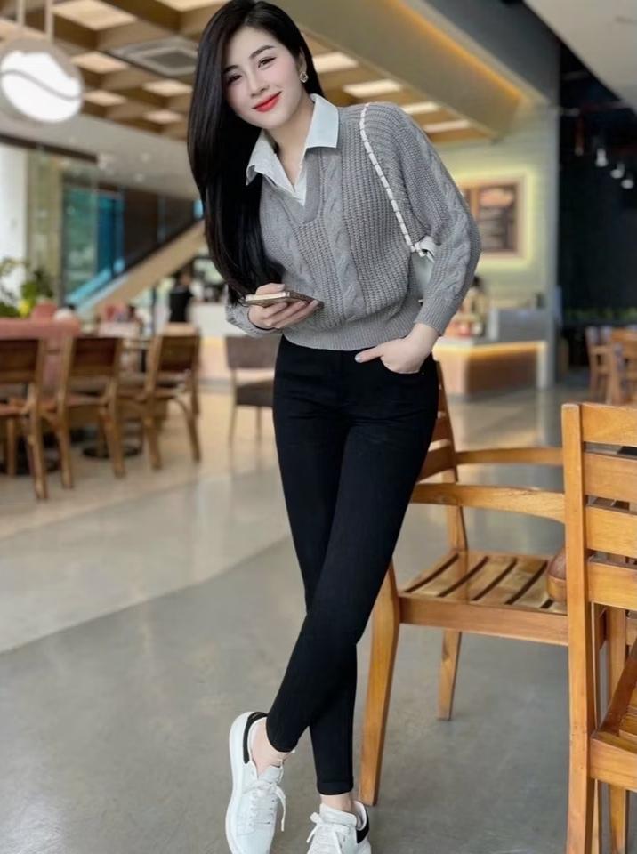 Áo Len Phối Cổ Sơ Mi ( Có 4 Màu)-duoc-ban-tai-Hana Trâm Shop