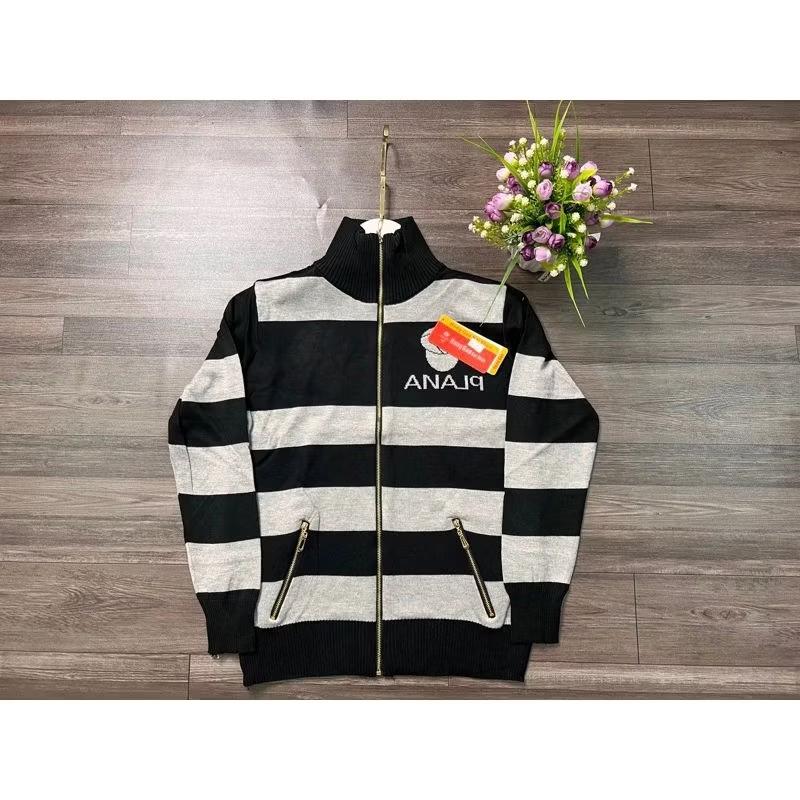 Áo Khoác Len Nữ Cổ Trụ -duoc-ban-tai-Hana Trâm Shop