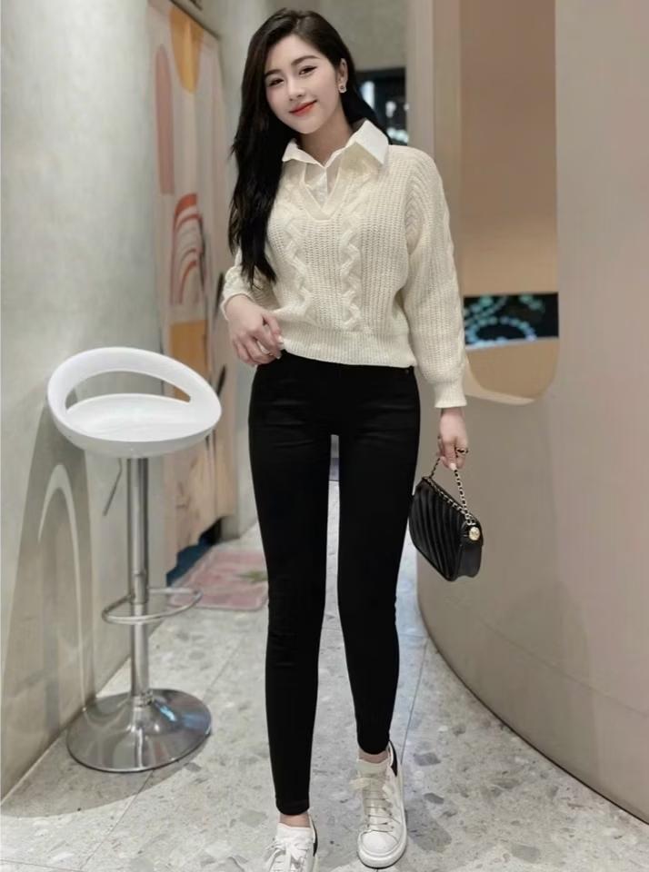 Áo Len Phối Cổ Sơ Mi ( Có 4 Màu)-duoc-ban-tai-Hana Trâm Shop