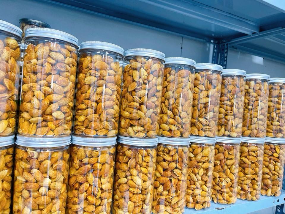 Hạnh nhân bơ-duoc-ban-tai-DITA MART