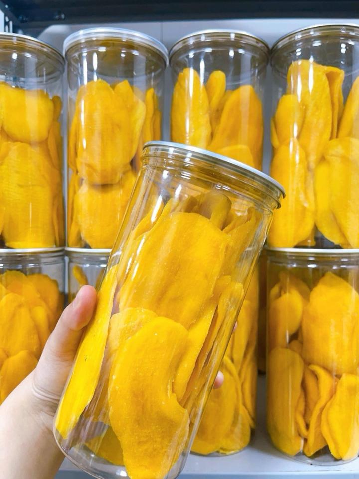 Xoài sấy dẻo 500g-duoc-ban-tai-DITA MART