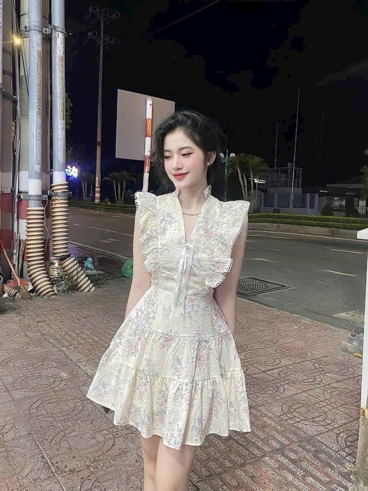 Váy xô thêu cao cấp,phối ren nhúng 3 tầng 2 lớp-duoc-ban-tai-By.linhcam