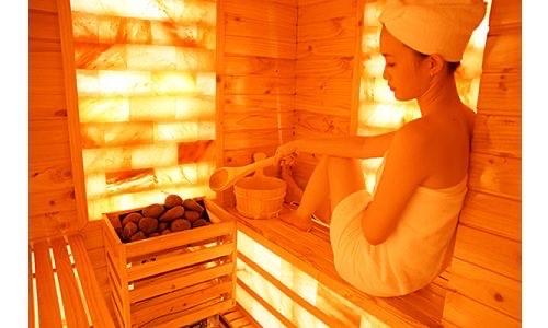Xông đá muối-duoc-ban-tai-TRANG QUỲNH BEAUTY & SPA