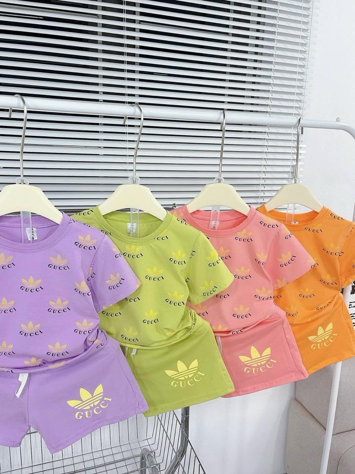 Bk54. Bộ cotton gucci bé gái nhí-duoc-ban-tai-Thơm Nguyễn