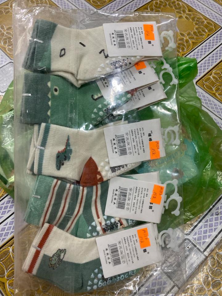 PK327. tất sơ sinh chống trượt bé trai-duoc-ban-tai-Thơm Nguyễn