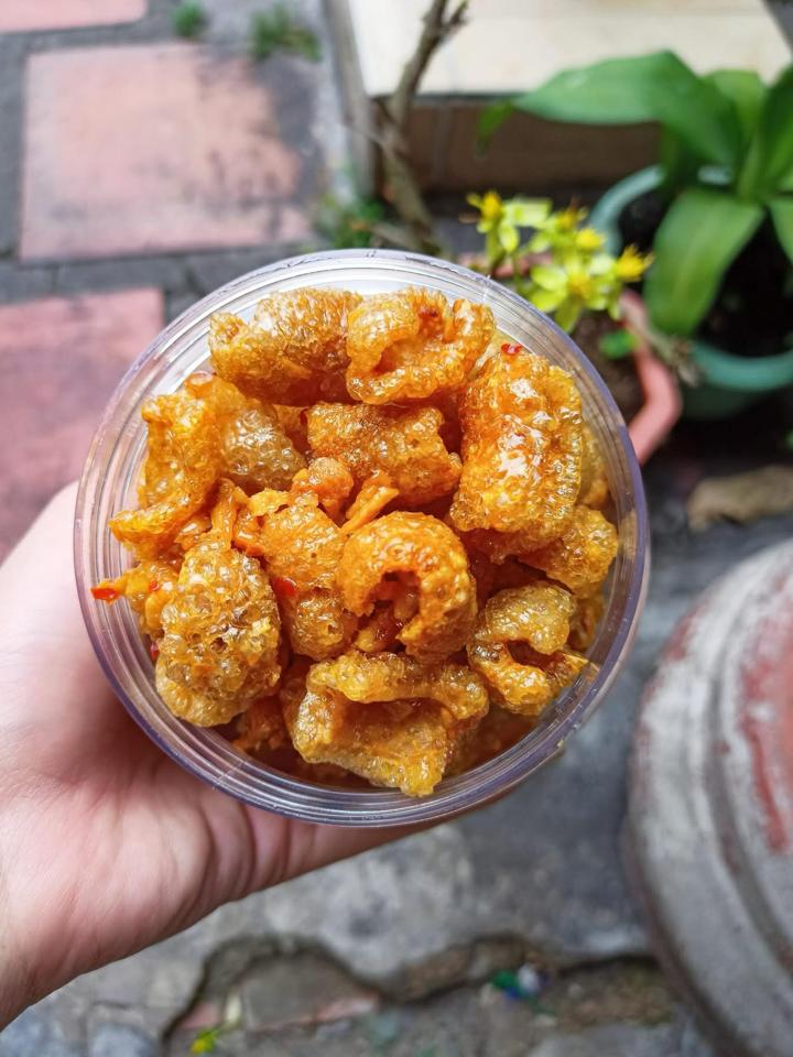 Da heo mắm tỏi-duoc-ban-tai-Ngoc Vang Banh Trang