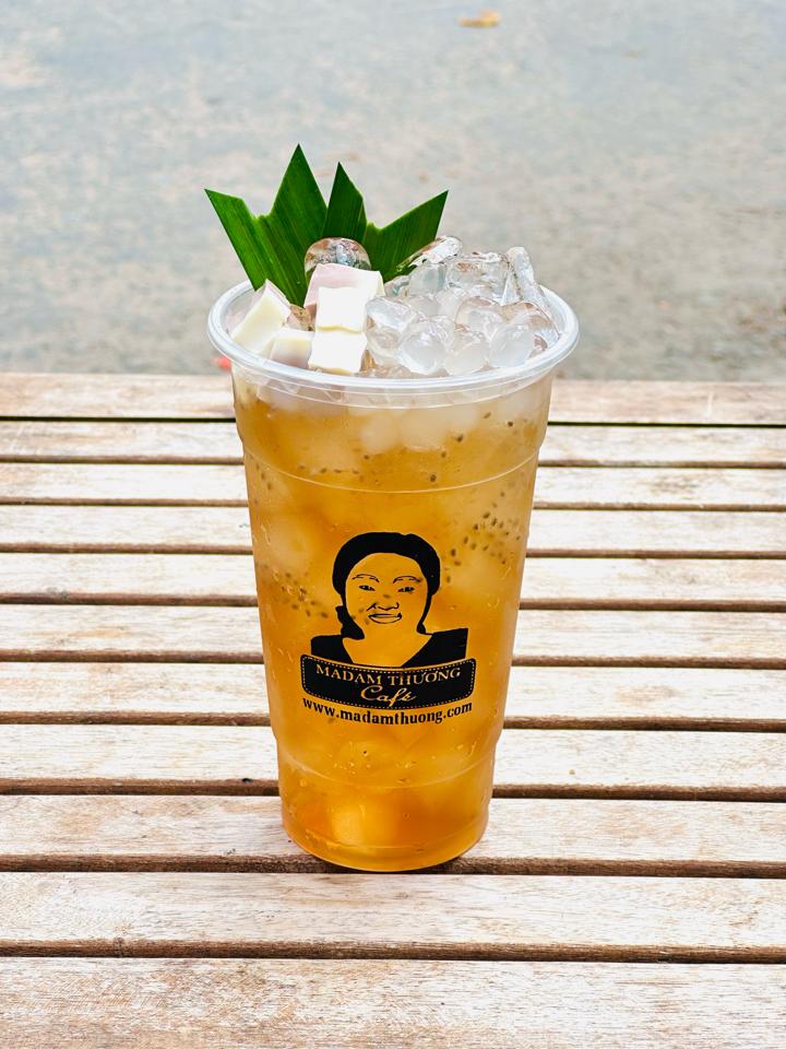 Bí đao hạt chia-duoc-ban-tai-Madam Thương Cafe