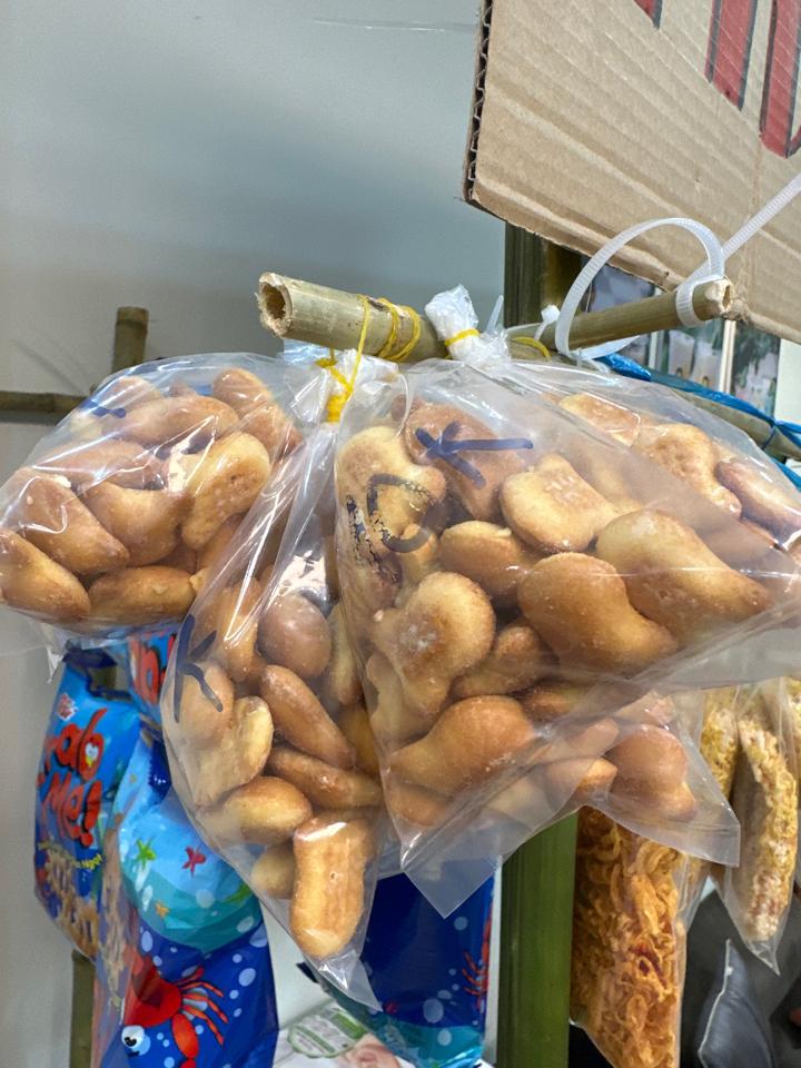 Bánh gấu 10k-duoc-ban-tai-Madam Thương Cafe