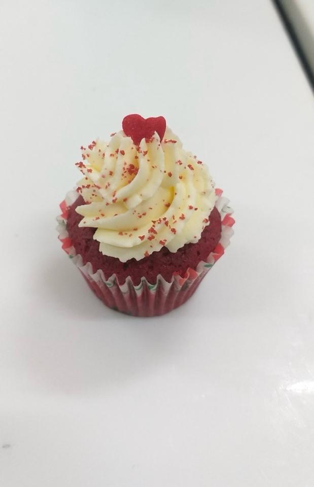 Red velvet cupcake-duoc-ban-tai-TD Pastry