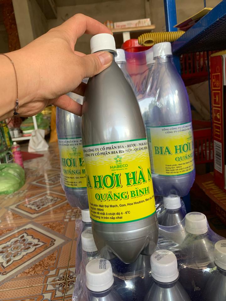 Bia Hơi (Chai 1 lít), 1 lốc 6 chai nhãn xanh-duoc-ban-tai-NPP THĂNG LONG (BIA HƠI)