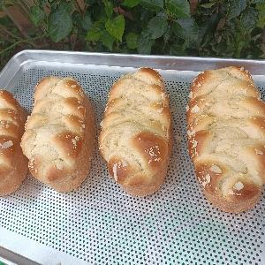 Bánh mì hoa cúc-duoc-ban-tai-Annie's house