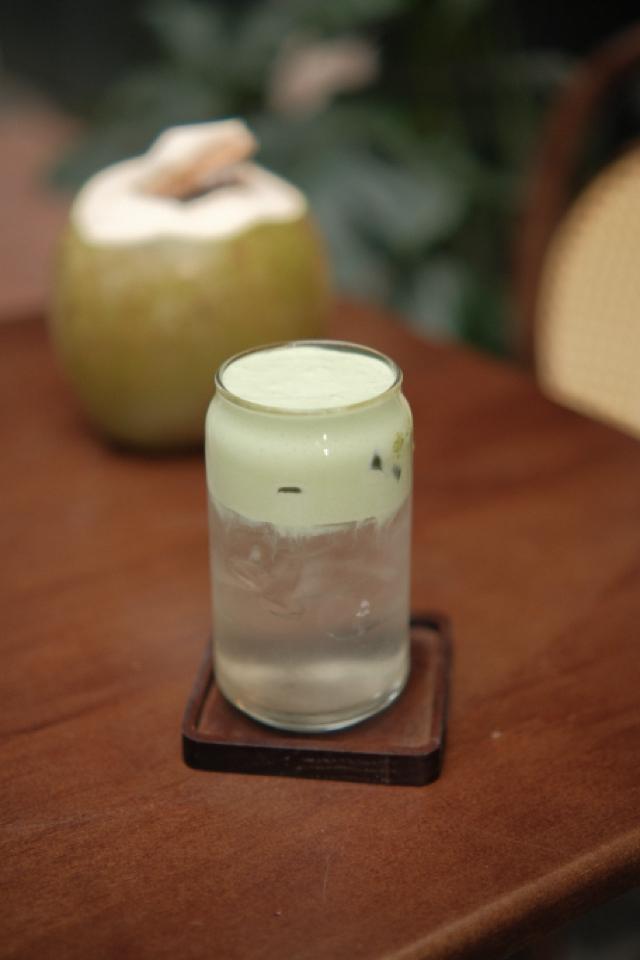 Coco Matcha -duoc-ban-tai-AIS bar