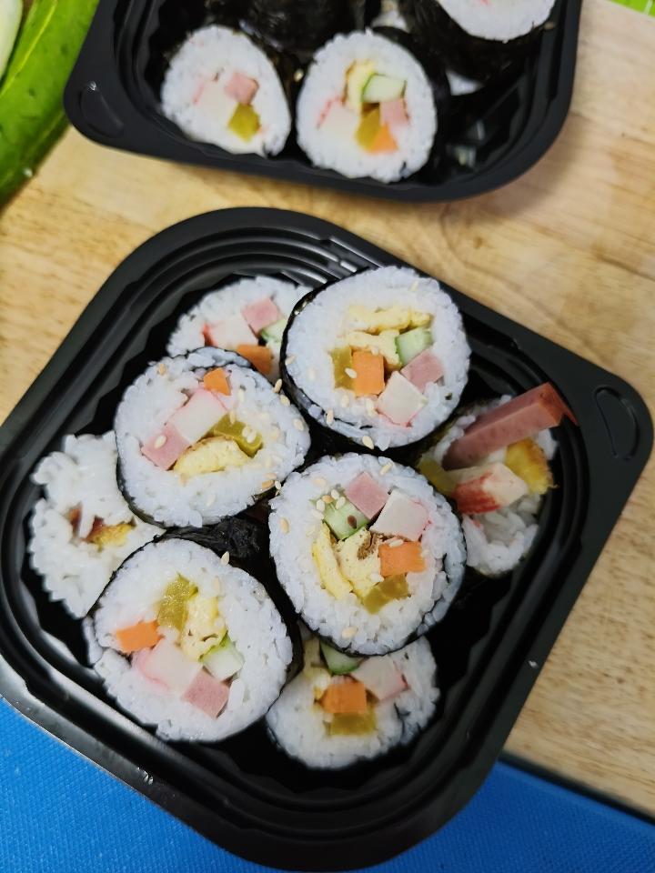 Cơm cuộn học sinh,em bé 학생,애기 김밥-duoc-ban-tai-JOKBAL FOOD-돈돼지 족발