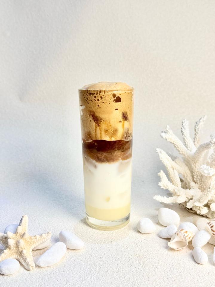 Cafe bạc sỉu (truyền thống)-duoc-ban-tai-Yuna Coffee