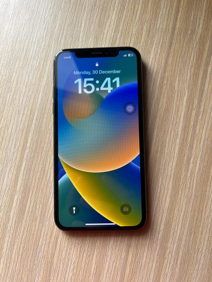 Iphone XS Max - Máy 3-duoc-ban-tai-SuZu Sevice