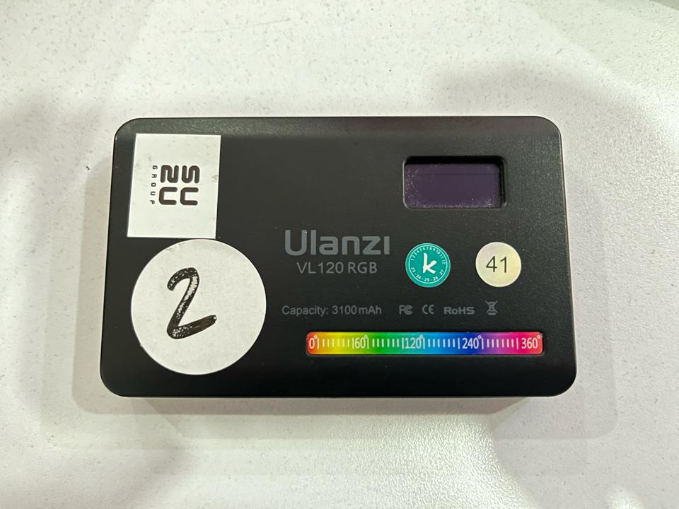 Đèn led Ulanzi VL120-duoc-ban-tai-SuZu Sevice