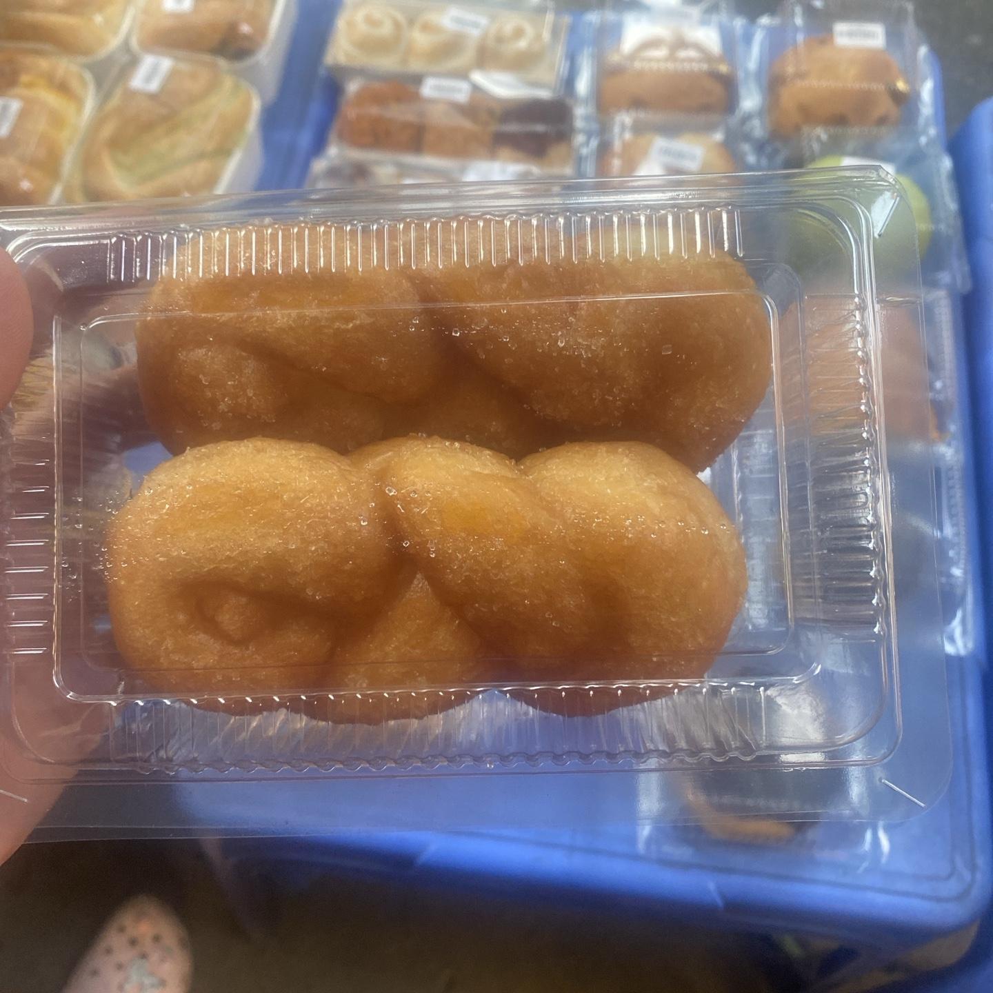 quẩy đường-duoc-ban-tai-Anh Đức BAKERY