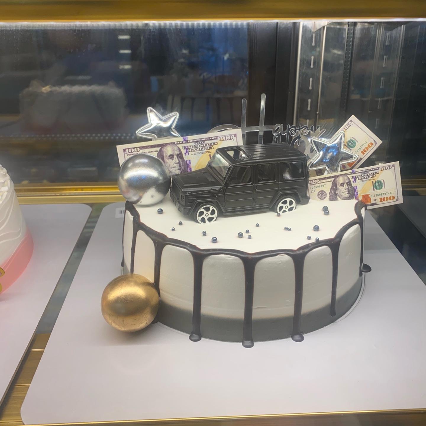 bánh sinh nhật-duoc-ban-tai-Anh Đức BAKERY