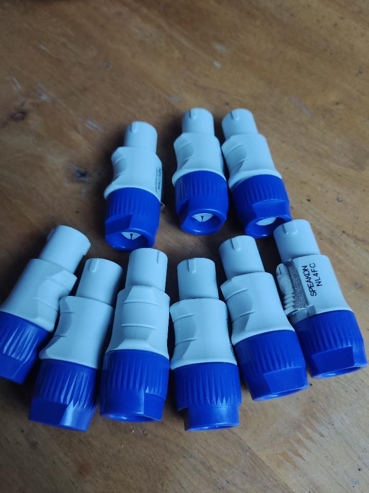 Jack Speakon 4pin -duoc-ban-tai-QUANG THUYÊN