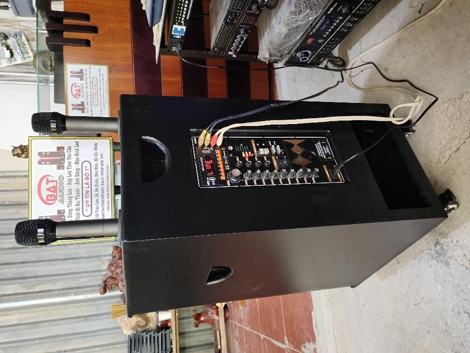 Loa Karaoke Di Động 3 Đường Tiếng Bas40-duoc-ban-tai-QUANG THUYÊN