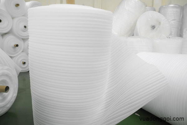 Màng PE FOAM 2mm-duoc-ban-tai-CÔNG TY TNHH BAO BÌ THÀNH PHÁT