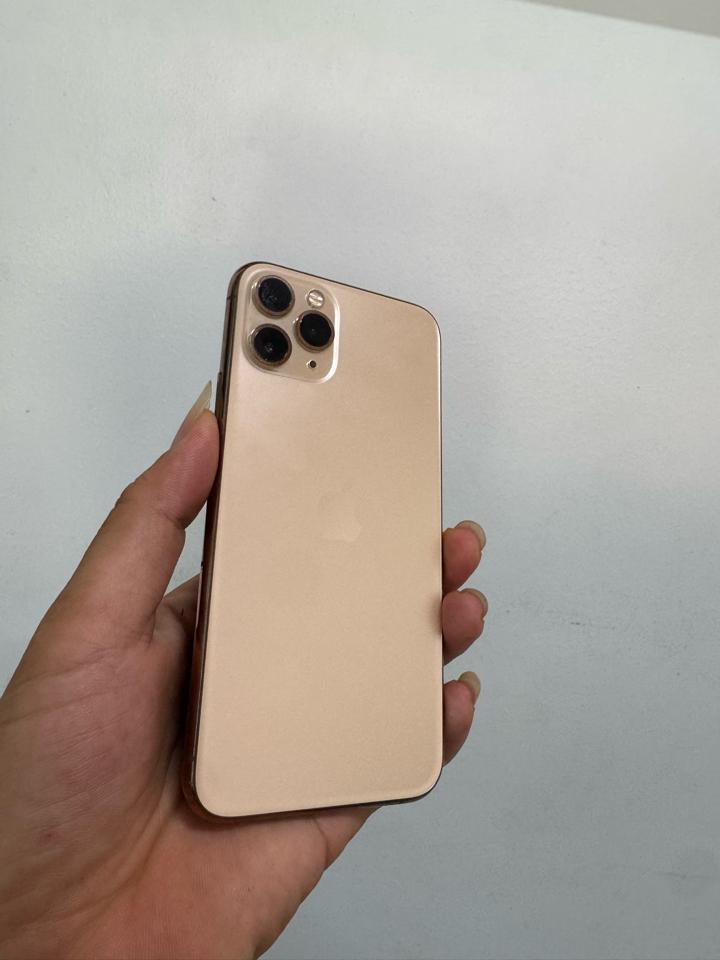 11pro 256G-duoc-ban-tai-Hoàng Đức Mobile