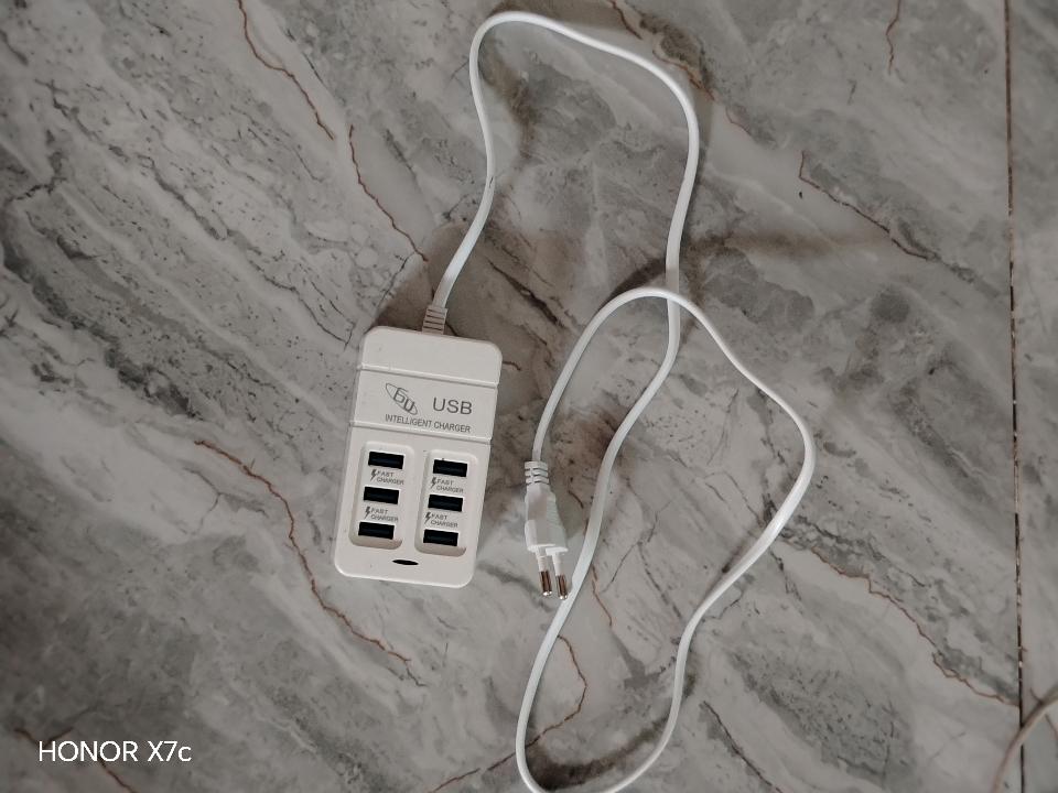 Ổ cắm 6 cổng USB sạc nhanh 35W-duoc-ban-tai-Global Vien