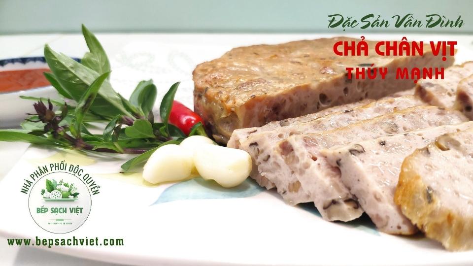 Chả chân vịt-duoc-ban-tai-Bếp sạch Việt