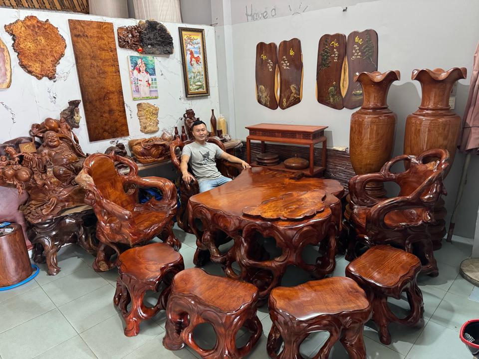 Cò bộ bàn ghế gốc a vinh-duoc-ban-tai-Đồ Gỗ Gia Lai