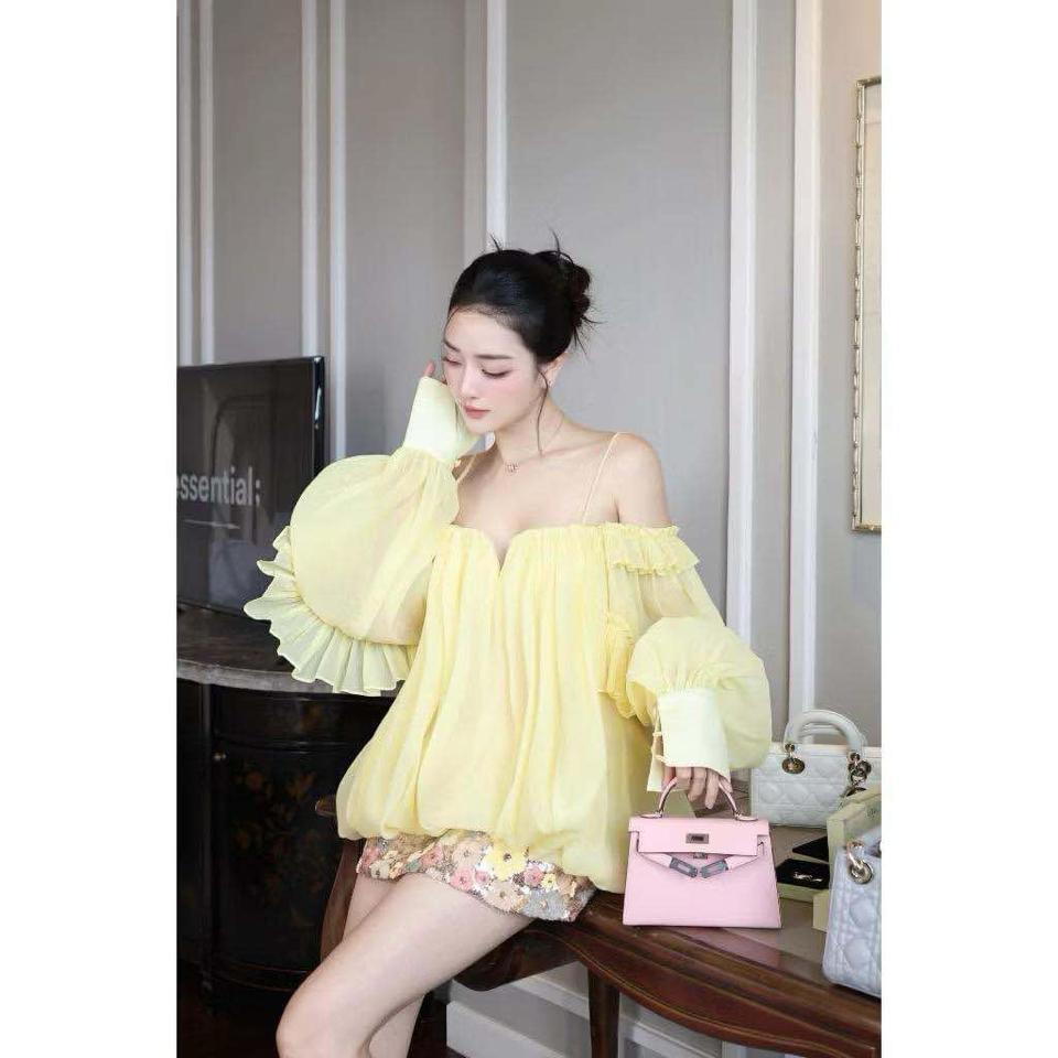 Sét áo vàng 2 dây kèm váy bling-duoc-ban-tai-NhưNhư-Cho Thuê Đồ Áo