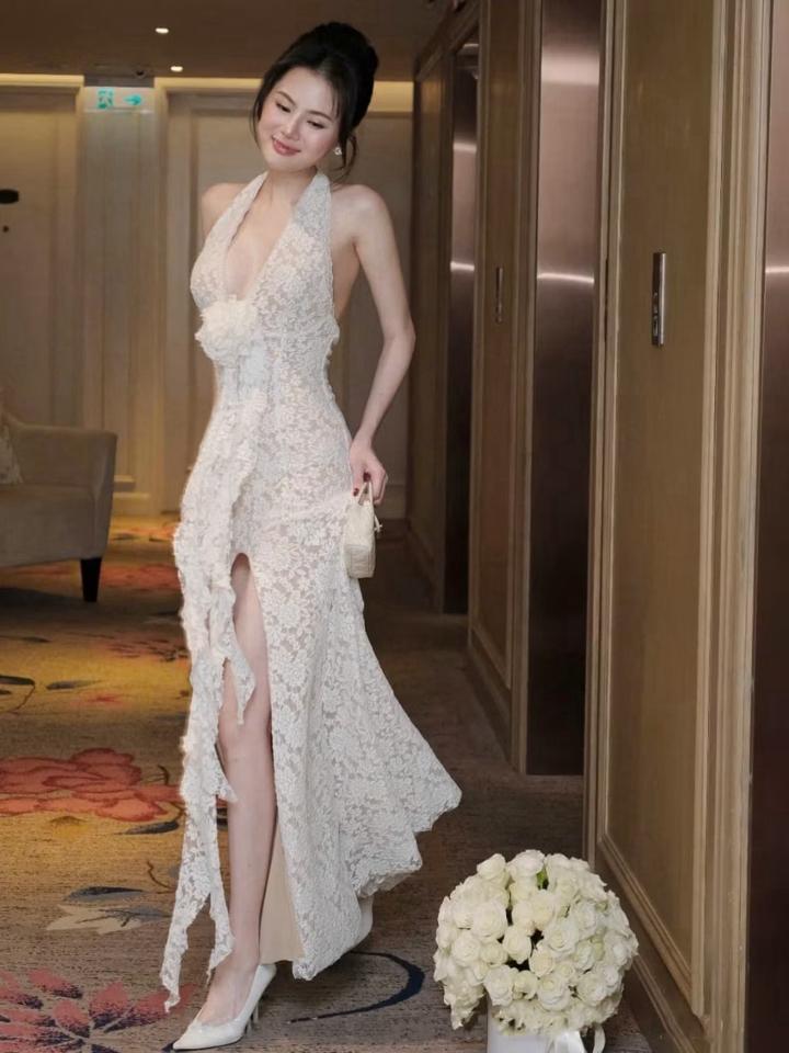 Váy body dài-duoc-ban-tai-NhưNhư-Cho Thuê Đồ Áo
