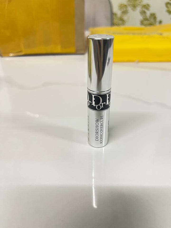 Mascara dior đen-duoc-ban-tai-BEE🐝🐝🐝
