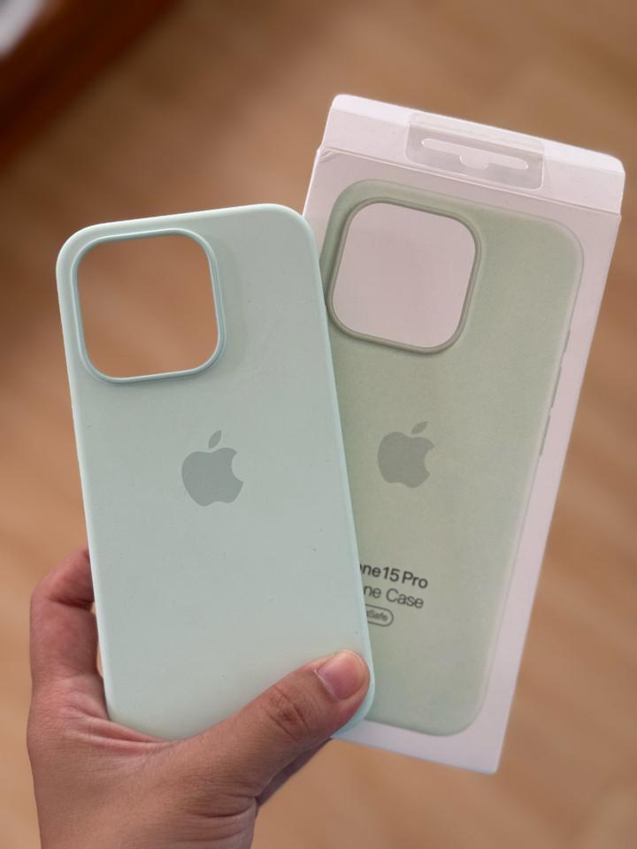 Ốp iPhone 15 pro REP tặng ringke -duoc-ban-tai-Tin Tin coffee - Mạch Đông